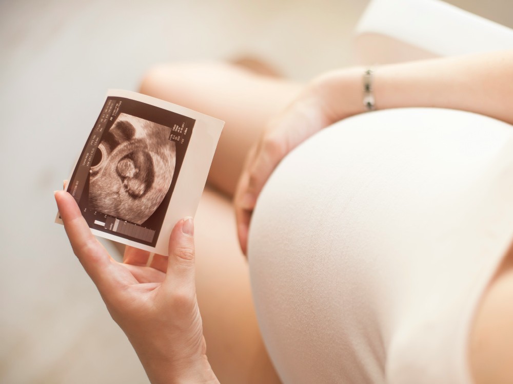 移除子宫后，对身体的影响及美国代孕是否为拥有宝宝的选择？